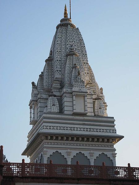 File:Temple Maksi-5.jpg